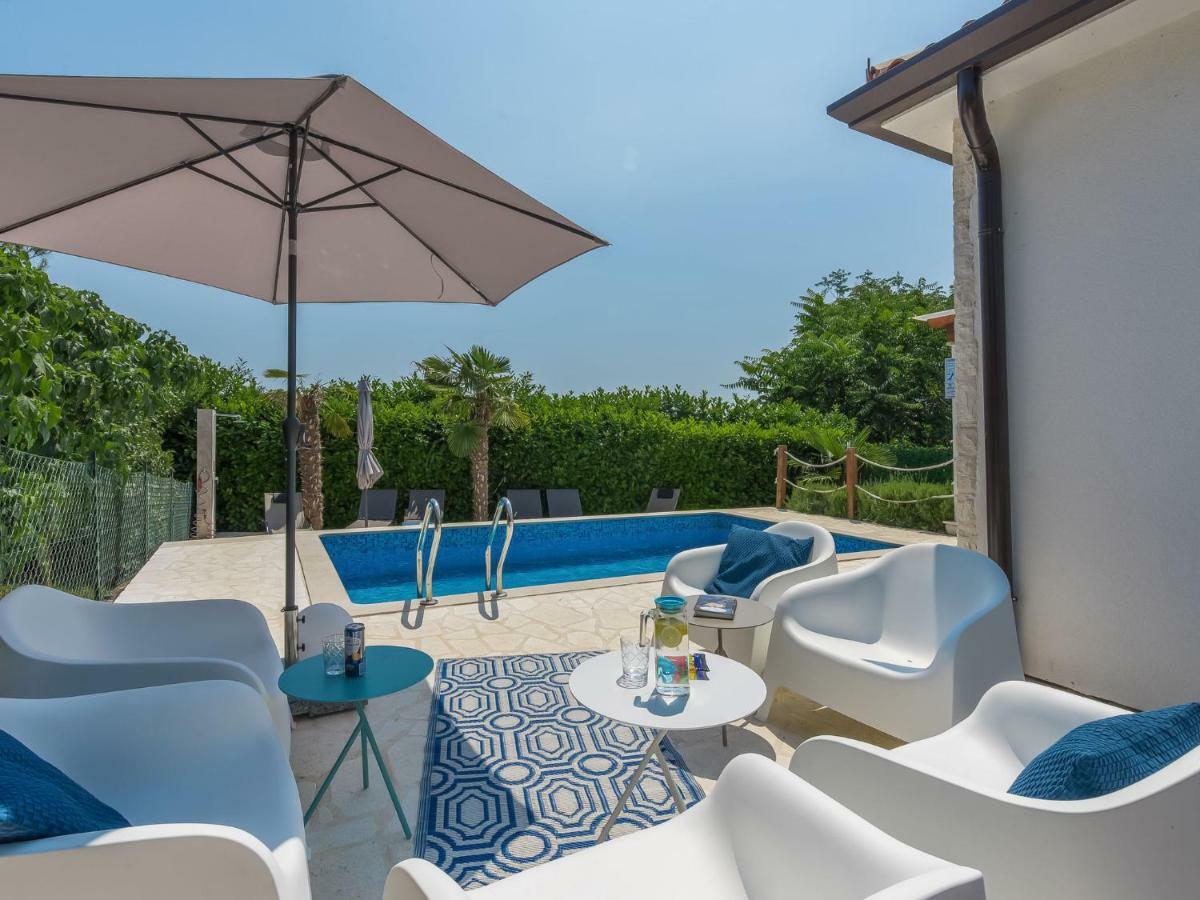 Holiday Home Villa Joy By Interhome Novigrad Istria Exteriör bild
