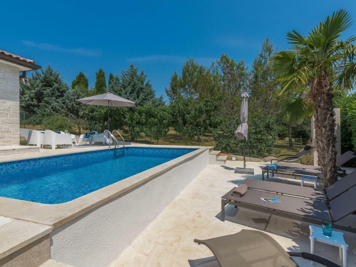 Holiday Home Villa Joy By Interhome Novigrad Istria Exteriör bild