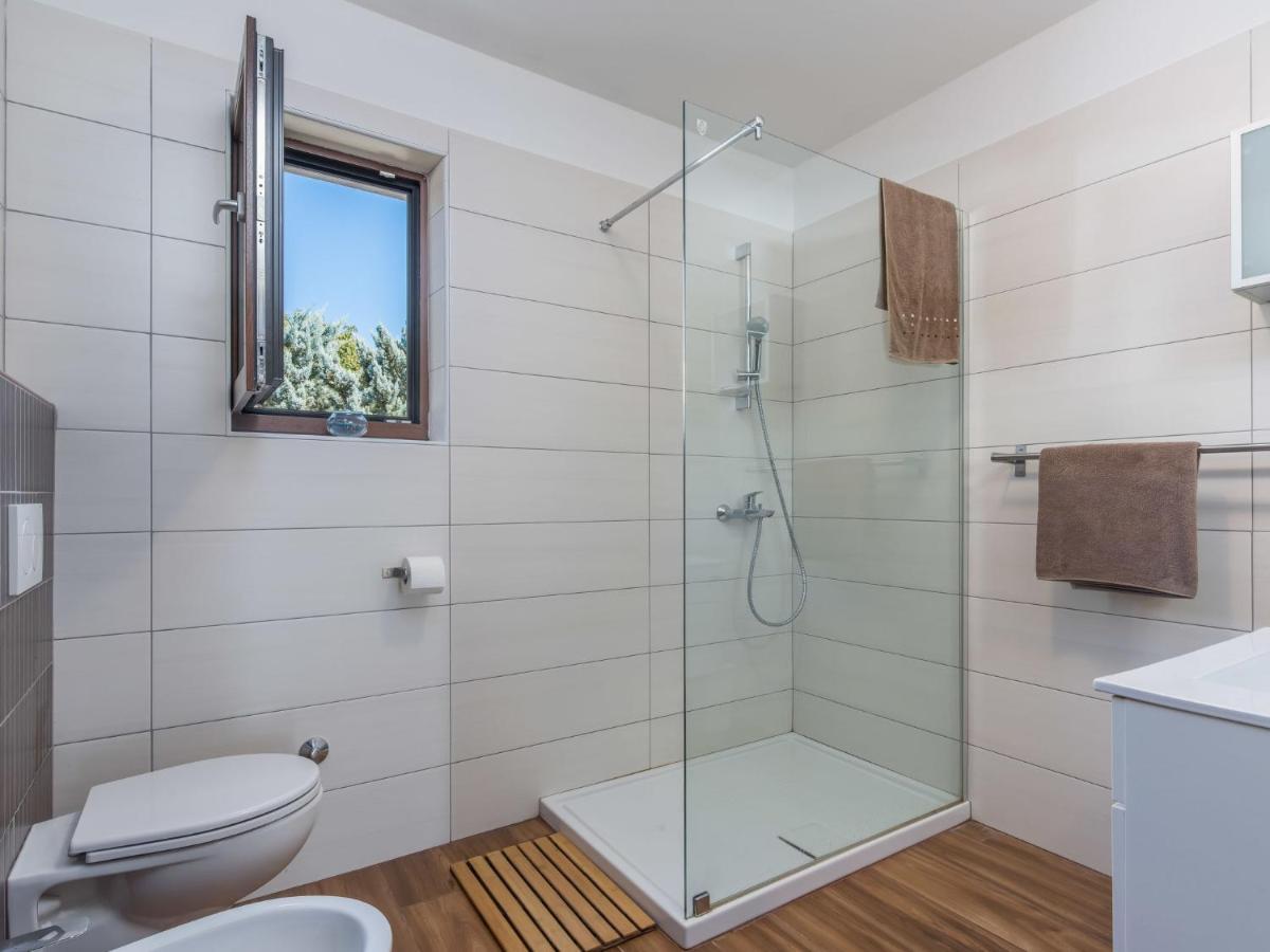 Holiday Home Villa Joy By Interhome Novigrad Istria Exteriör bild