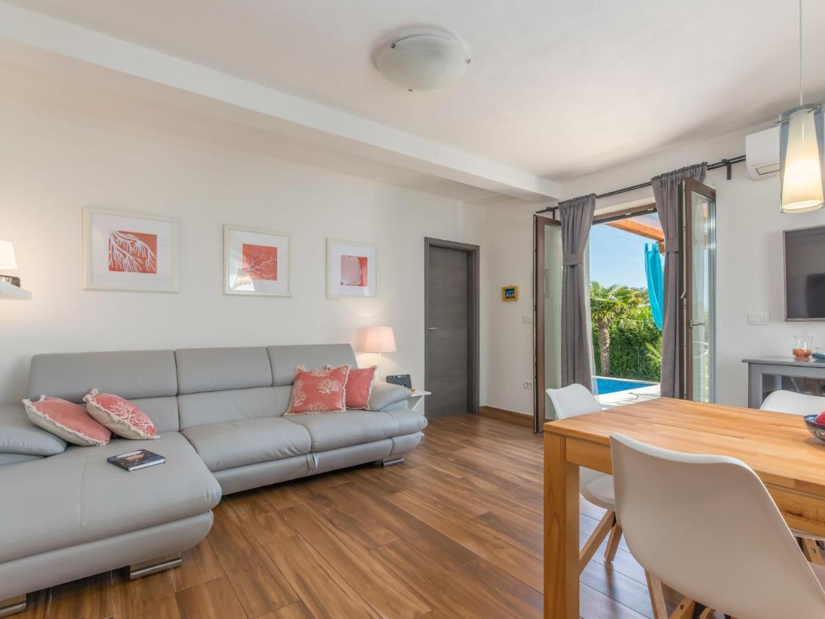 Holiday Home Villa Joy By Interhome Novigrad Istria Exteriör bild